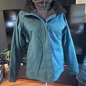 Women’s Marmot “Cosset” Waterproof Teal Winter 3 in 1 Component Coat Size Small.